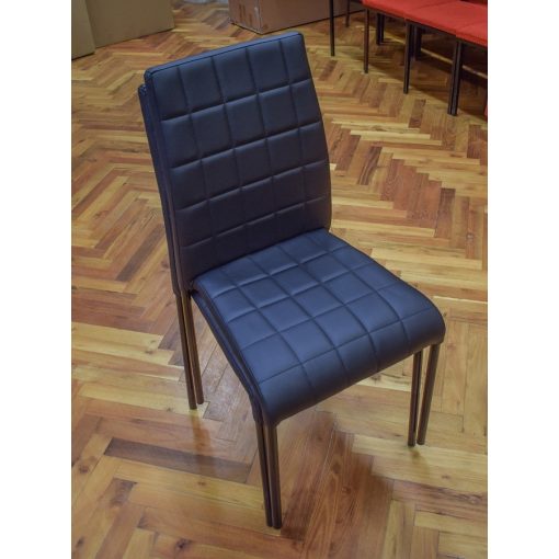 D - Kristóf rakásolható szék