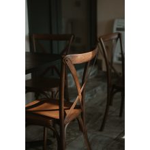 Cross Back esküvői polipropilén szék - dió